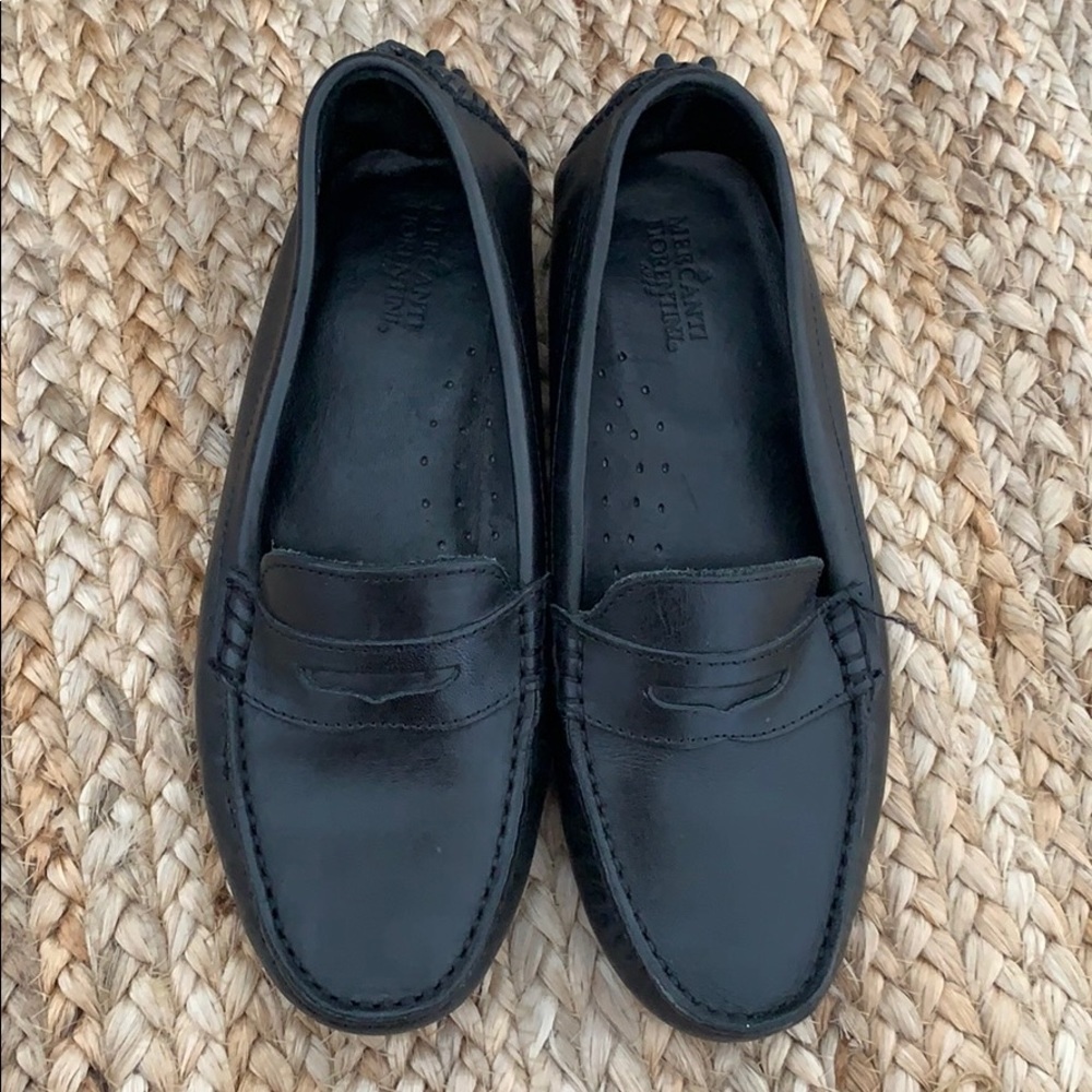 Black mocasines